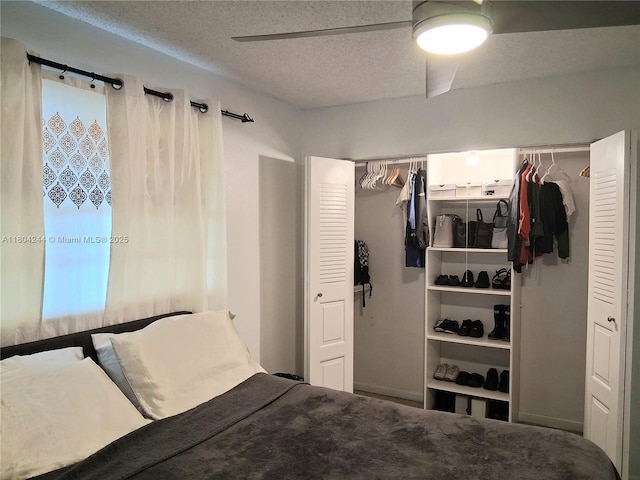 3905 N Nob Hill Rd Unit 510, Sunrise, FL 33351 - bedroom featuring ceiling fan and a textured ceiling