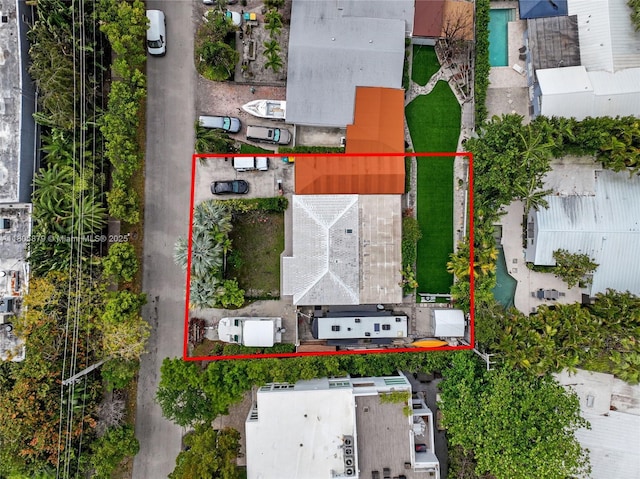 250 Fernwood Rd, Key Biscayne, FL 33149 - aerial view of property's location with property parcel outlined