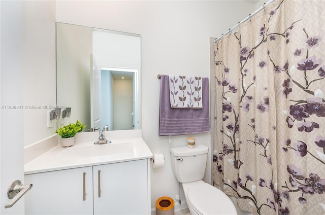 26480 SW 148th Ct Unit 26480, Homestead, FL 33032 - full bathroom with vanity, toilet, and a shower with curtain