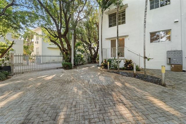1025 Michigan Ave Unit 1C, Miami Beach, FL 33139 - exterior space with stucco siding