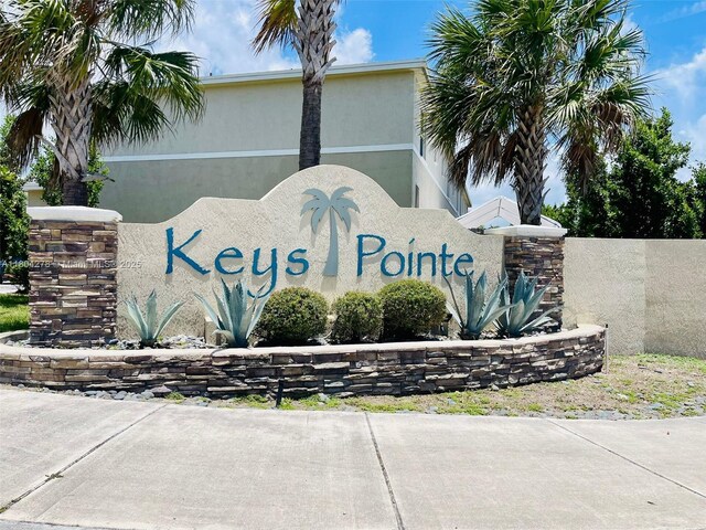 452 NE 4th St, Florida City, FL 33034 - photo 32