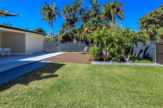 1415 Coolidge St, Hollywood, FL 33020 - view of yard featuring a patio