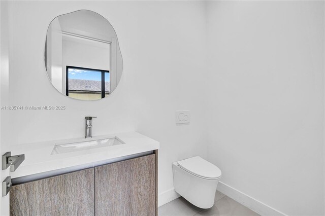 1233 NE 12th Ave Unit B, Fort Lauderdale, FL 33304 - bathroom featuring toilet and vanity