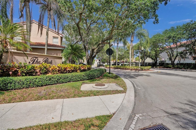 3910 Fern Forest Rd, Cooper City, FL 33026 - photo 4