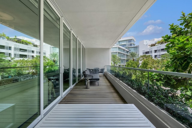 4700 N Meridian Ave, Miami Beach, FL 33140 - view of balcony