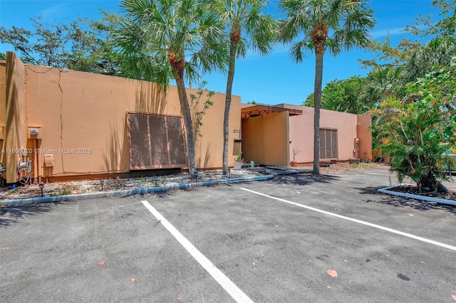 6703 Kingsmoor Way, Miami Lakes, FL 33014 - view of uncovered parking lot