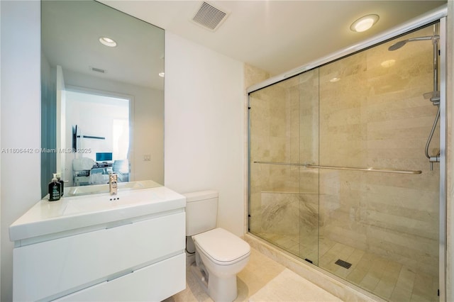 17111 Biscayne Bl Unit 506, North Miami Beach, FL 33160 - ensuite bathroom with a stall shower, toilet, recessed lighting, and vanity