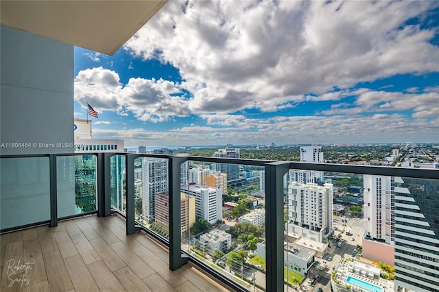 88 SW 7th St Unit 2504, Miami, FL 33130 - balcony featuring a view of city