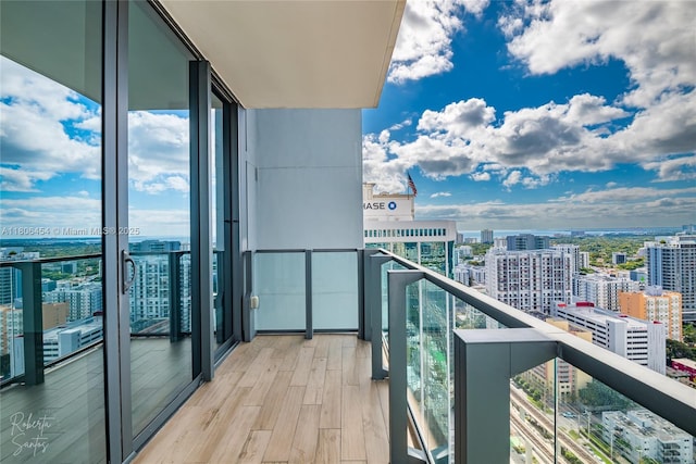 88 SW 7th St Unit 2504, Miami, FL 33130 - balcony with a city view