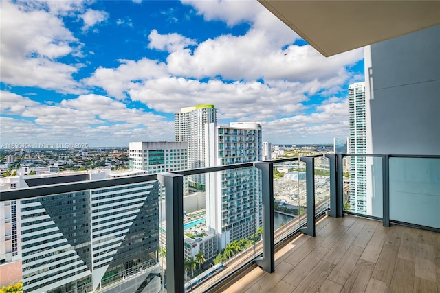 88 SW 7th St Unit 2504, Miami, FL 33130 - balcony featuring a view of city