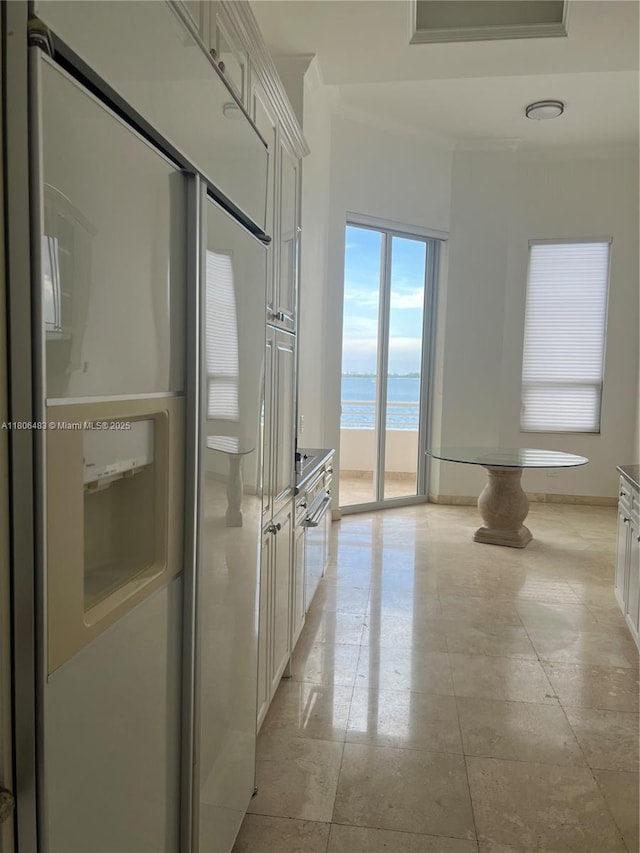 808 Brickell Key Dr Unit 404, Miami, FL 33131 - bathroom featuring a water view and ornamental molding