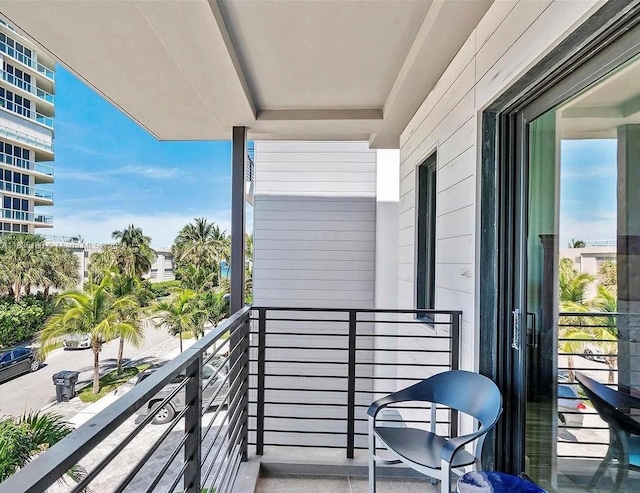 332 Balboa St, Hollywood, FL 33019 - view of balcony