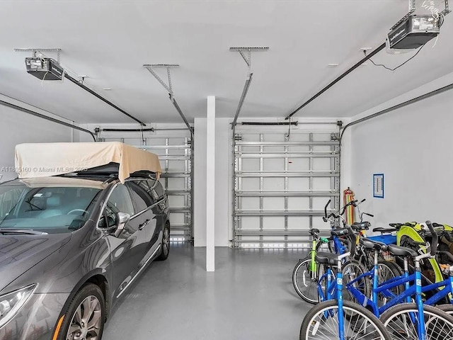 332 Balboa St, Hollywood, FL 33019 - garage with a garage door opener
