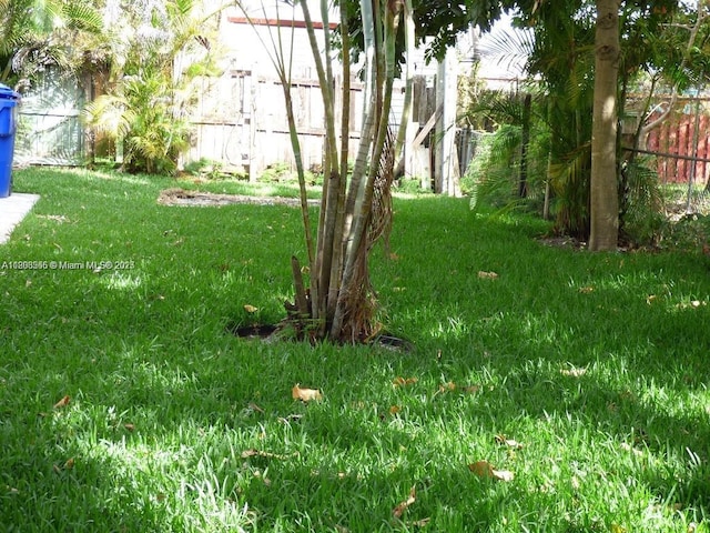 2507 N 66th Ave, Hollywood, FL 33024 - view of yard