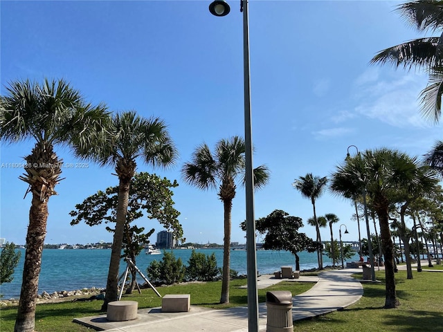 1900 N Bayshore Dr Unit 4708, Miami, FL 33132 - view of home's community featuring a water view and a yard