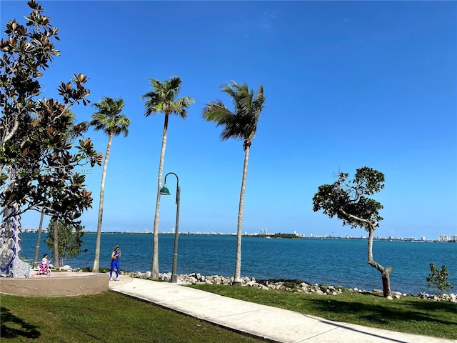 1900 N Bayshore Dr Unit 4708, Miami, FL 33132 - water view