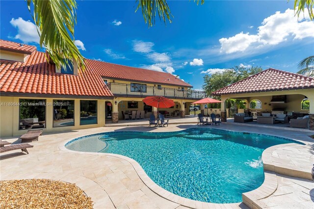 11915 Green Oak Dr, Davie, FL 33330 - outdoor pool featuring an outdoor hangout area and a patio area