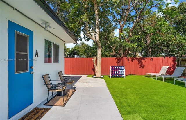919 NW 13th St, Fort Lauderdale, FL 33311 - view of yard featuring a patio