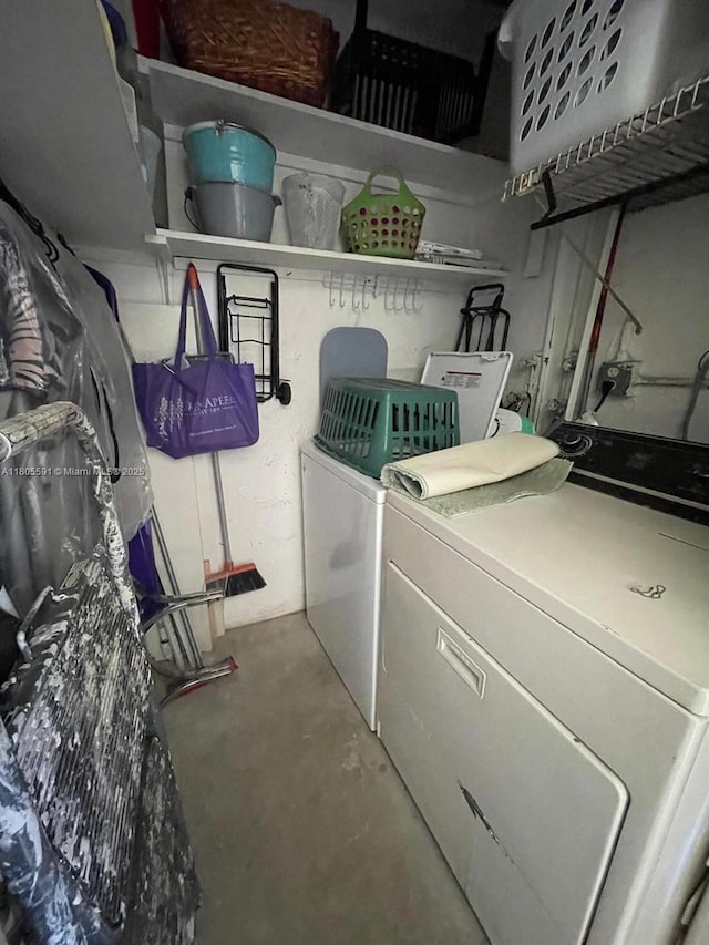 7400 NW 17th St Unit 209, Plantation, FL 33313 - laundry room with washer and dryer