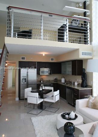 41 SE 5th St Unit 2317, Miami, FL 33131 - living area with a high ceiling
