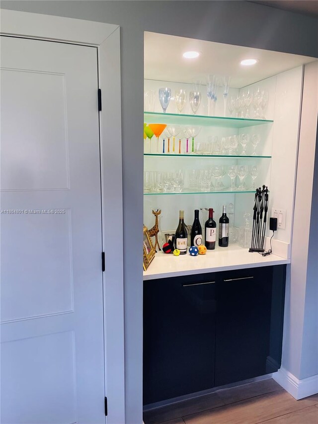7736 Lakeside Blvd Unit G205, Boca Raton, FL 33434 - indoor dry bar featuring light wood-style floors and baseboards
