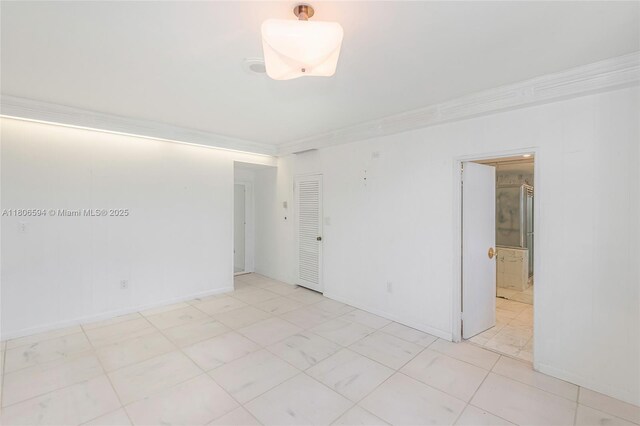 5255 Collins Ave Unit 14D, Miami Beach, FL 33140 - view of empty room