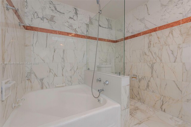 5255 Collins Ave Unit 14D, Miami Beach, FL 33140 - view of bathroom