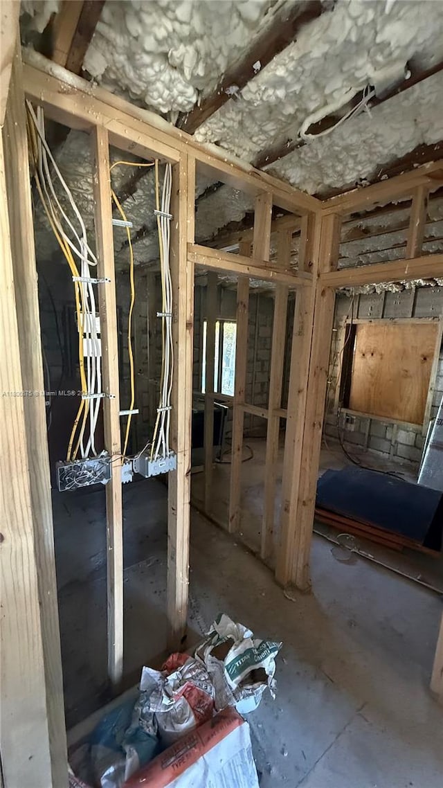 671 NE 140th St, North Miami, FL 33161 - view of misc room