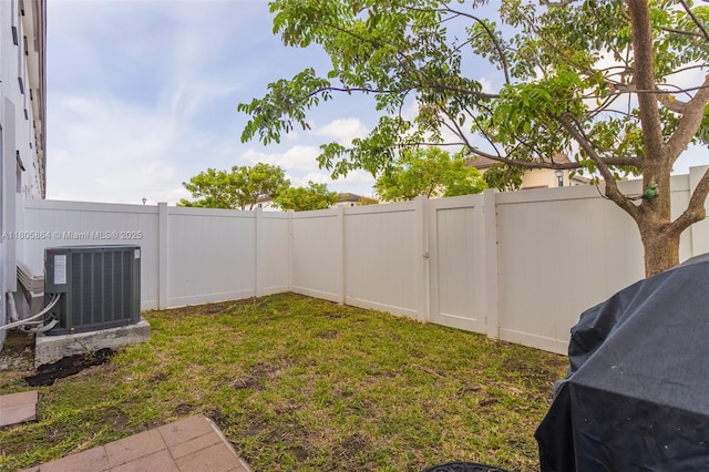 10966 W 33rd Way, Hialeah, FL 33018 - view of yard featuring central air condition unit