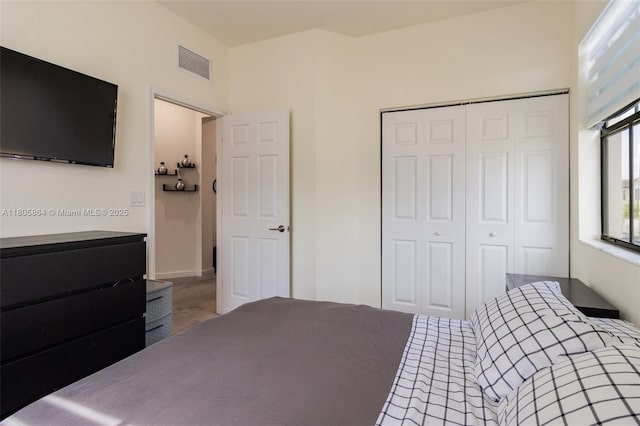 10966 W 33rd Way, Hialeah, FL 33018 - bedroom featuring a closet
