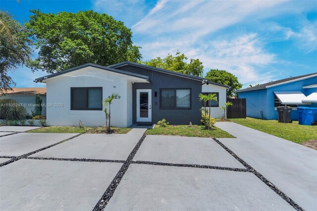 4029 SW 22nd St, West Park, FL 33023 - view of front of house featuring stucco siding