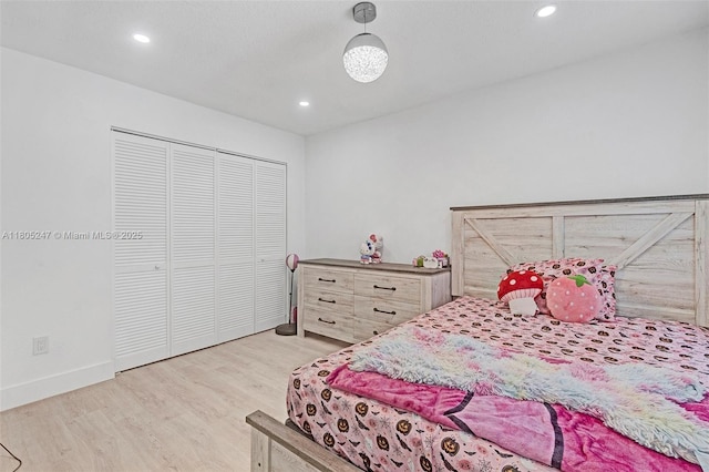 4029 SW 22nd St, West Park, FL 33023 - bedroom featuring light wood-style flooring, recessed lighting, and a closet