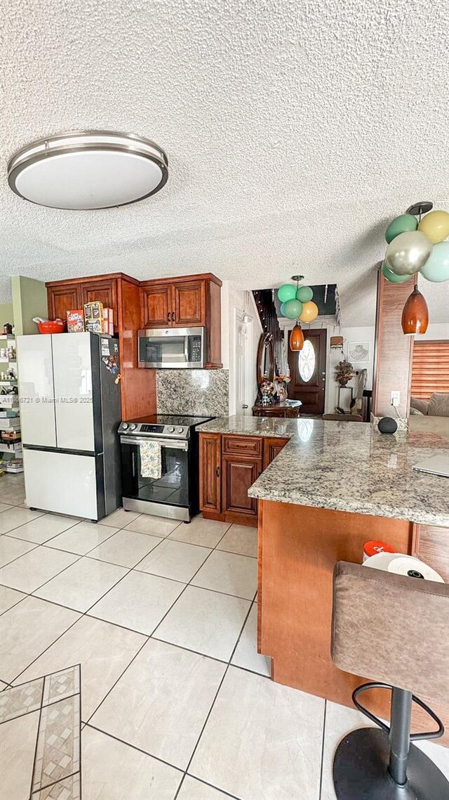 9731 SW 13th St, Pembroke Pines, FL 33025 - photo 3