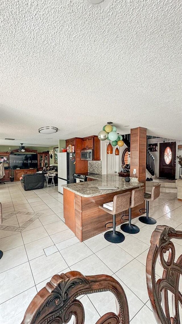9731 SW 13th St, Pembroke Pines, FL 33025 - photo 6