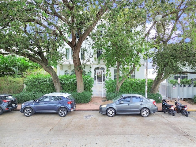 1559 Michigan Ave Unit 303, Miami Beach, FL 33139 - view of front of home featuring stucco siding