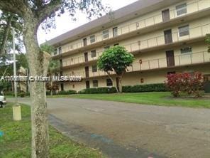 3321 NW 47th Ter Unit 431, Lauderdale Lakes, FL 33319 - view of apartment building / complex