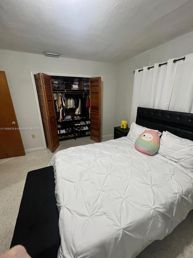 2990 W 7th Ave, Hialeah, FL 33012 - bedroom with a closet and baseboards