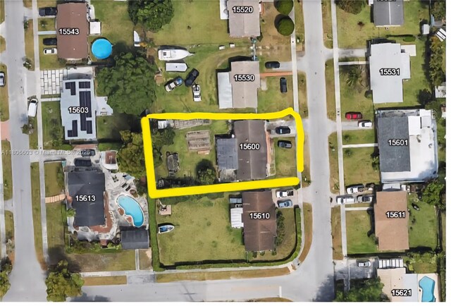 15600 SW 106th Ave, Miami, FL 33157 - map / location featuring property boundaries highlighted