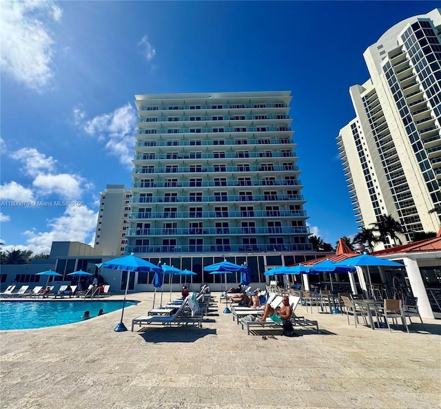 19201 Collins Ave Unit 843, Sunny Isles Beach, FL 33160 - view of community pool