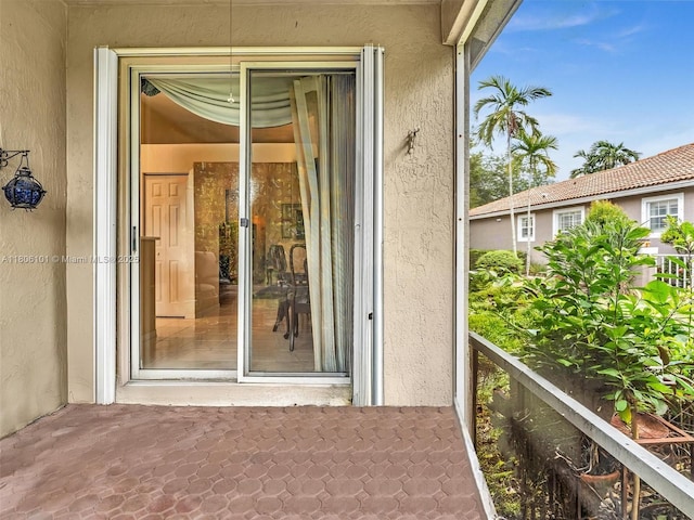 2530 E Aragon Blvd Unit 1, Sunrise, FL 33313 - entrance to property featuring stucco siding
