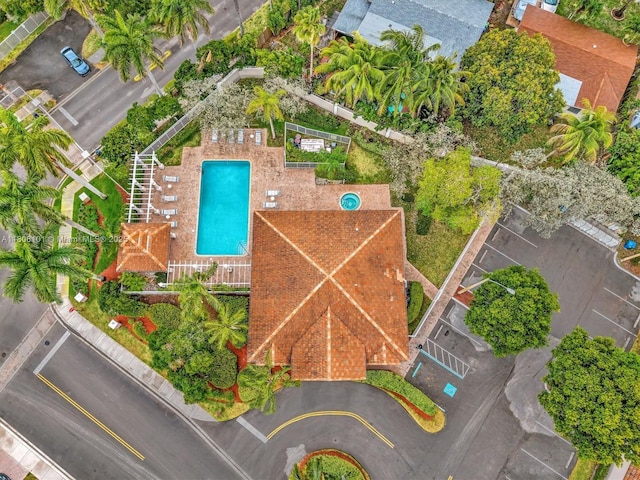 2530 E Aragon Blvd Unit 1, Sunrise, FL 33313 - aerial view of a pool area