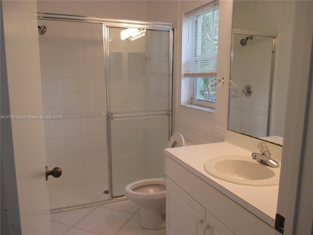 4112 Pine Ridge Ln, Weston, FL 33331 - full bath featuring a stall shower and healthy amount of natural light