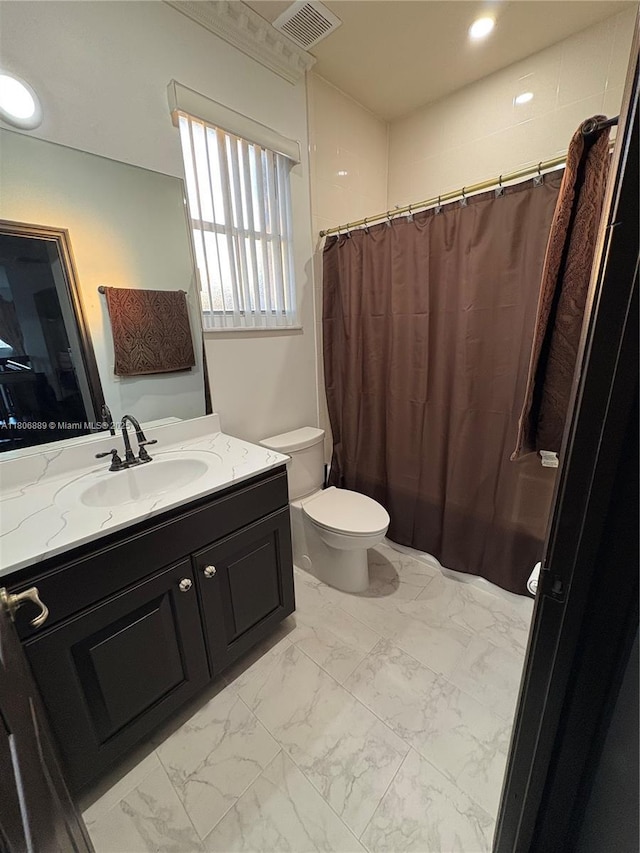 15375 SW 93rd Ln, Miami, FL 33196 - full bath featuring vanity, marble finish flooring, and a shower with shower curtain