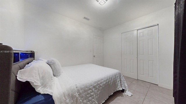 18502 NW 23rd Ct, Miami Gardens, FL 33056 - tiled bedroom with a closet