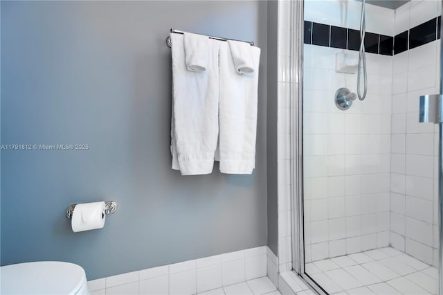 1060 NW 192nd Ave, Pembroke Pines, FL 33029 - bathroom featuring a stall shower and toilet