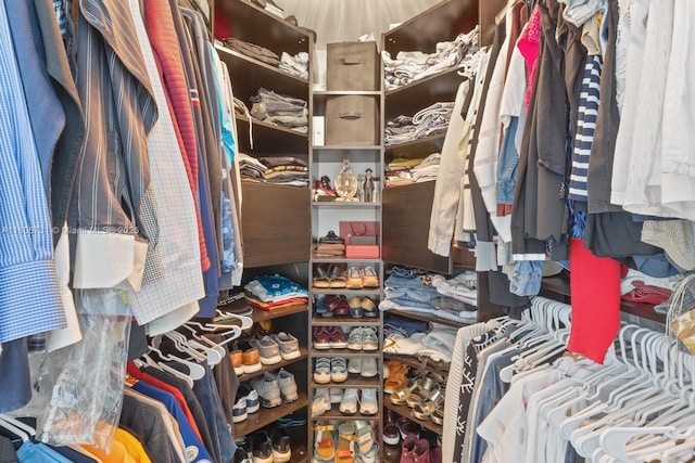 2641 N Flamingo Rd Unit 2408N, Sunrise, FL 33323 - view of spacious closet