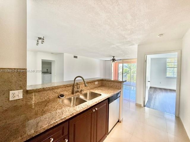 19801 E Country Club Dr Unit 4506, Aventura, FL 33180 - photo 17