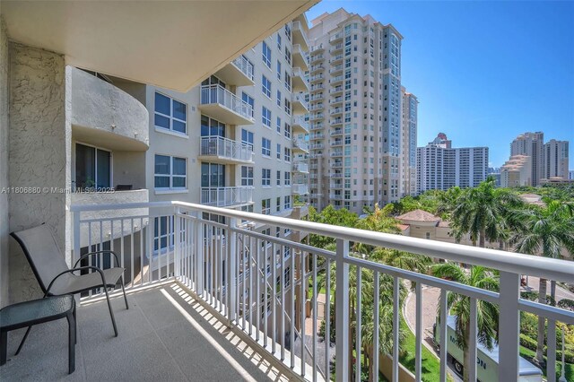 19501 W Country Club Dr Unit 607, Aventura, FL 33180 - photo 15