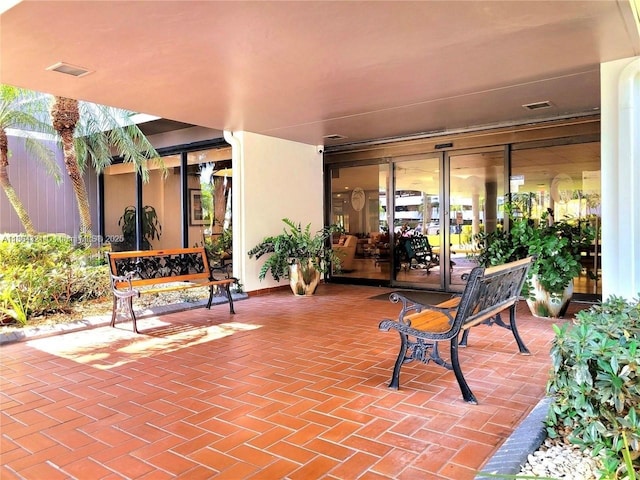 3850 Washington St Unit 1011, Hollywood, FL 33021 - view of patio