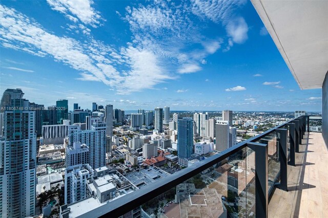 398 NE 5th St Unit 4518, Miami, FL 33132 - balcony featuring a view of city